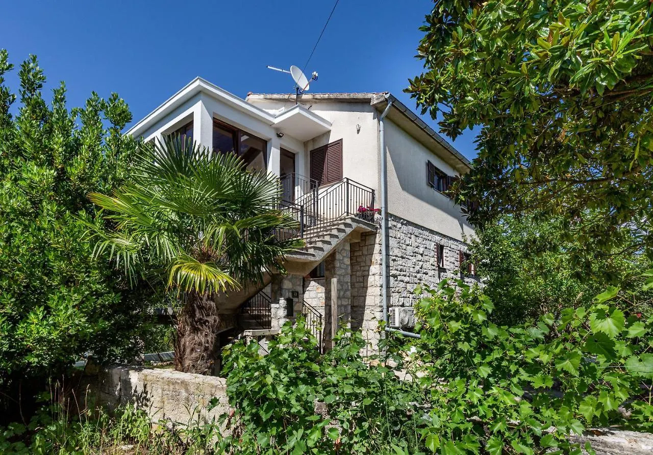 Apartment Magnolia Šilo