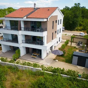 Apartment Primorka Oleander, Šilo